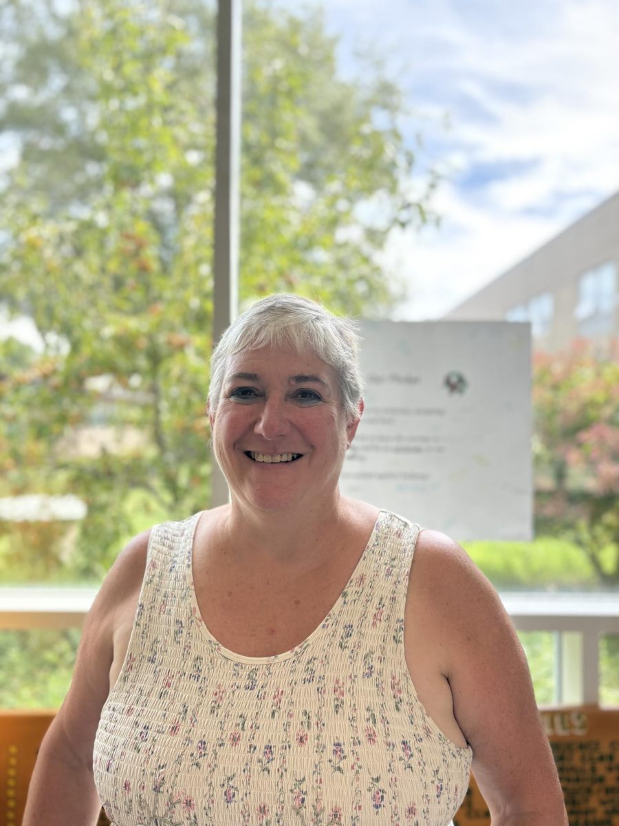 Mrs. Rodrigues-School Secretary 