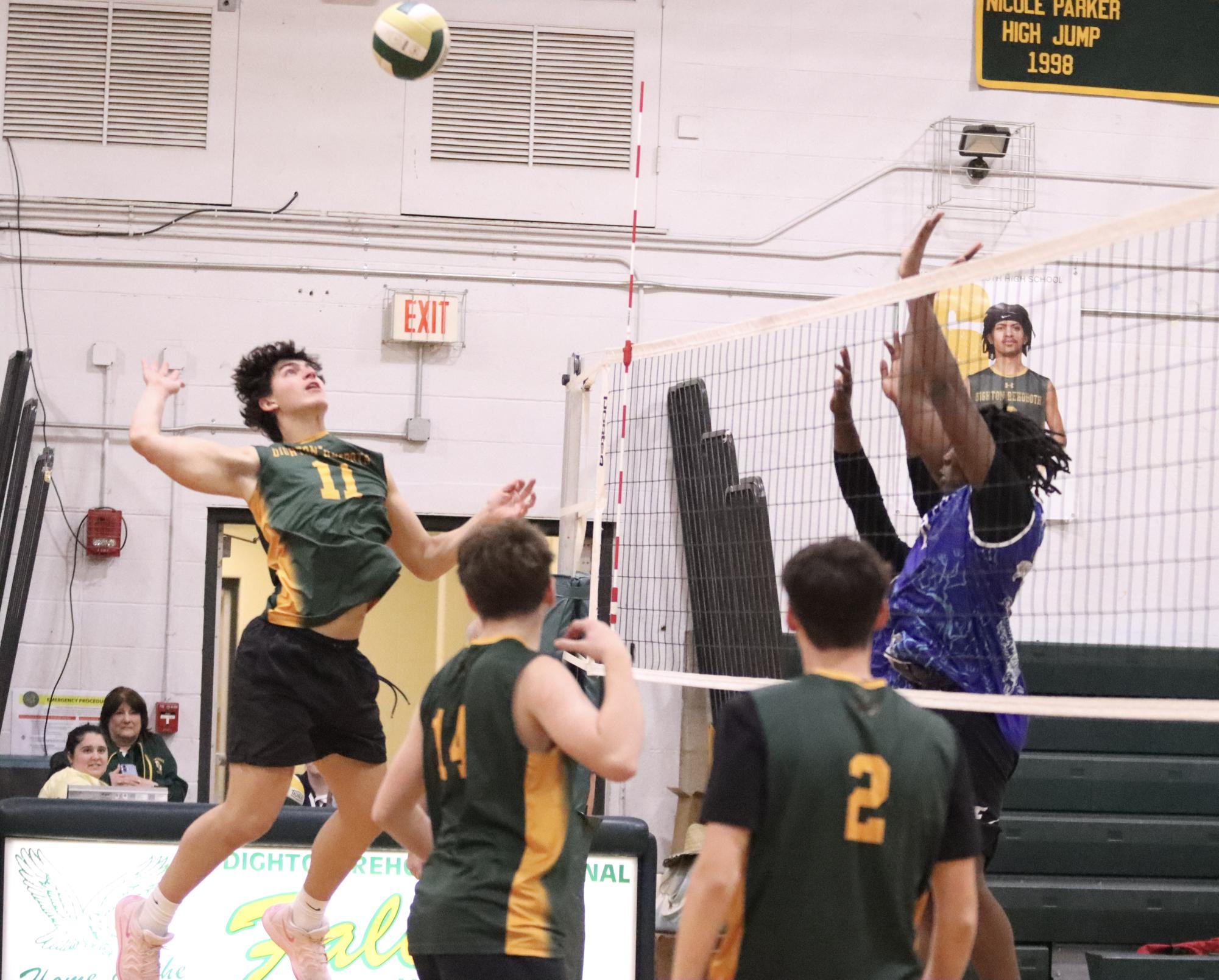 Set. Spike. Win.